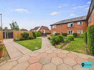 Communal Gardens- click for photo gallery